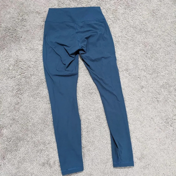 Everlane The Perform Regular Leggings in Blue Medium, Flawed - Picture 7 of 8